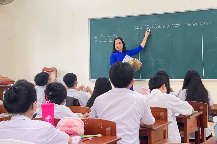 Bài tập yoga giọng nói cho giáo viên giúp tăng âm lượng tự nhiên