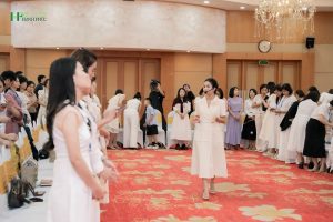 8 bí mật giúp giọng nói của bạn trở nên mạnh mẽ bằng yoga voice