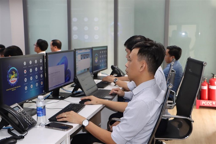 Làm việc phòng điều hòa có thể gây ảnh hưởng đến giọng nói
