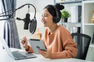 Yoga voice giúp podcaster có giọng nói nội lực và thu hút thính giả